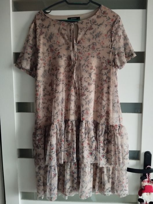Sukienka reserved 40