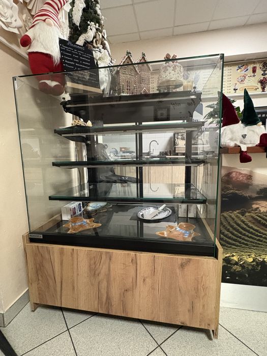 Lada cukiernicza chłodnicza Carina Es System