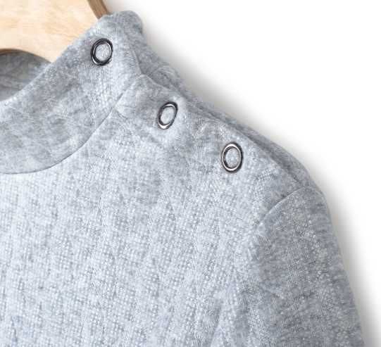 coccodrillo bluza szara połysk półgolf przypinki 158