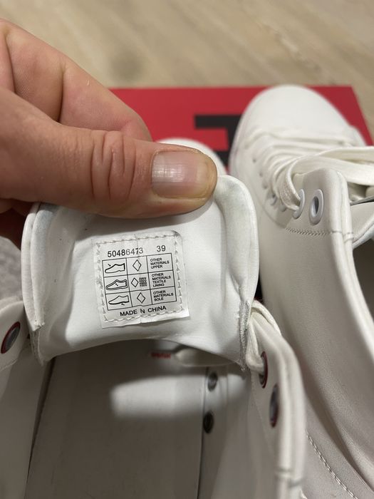 Продам кеды Hugo р39