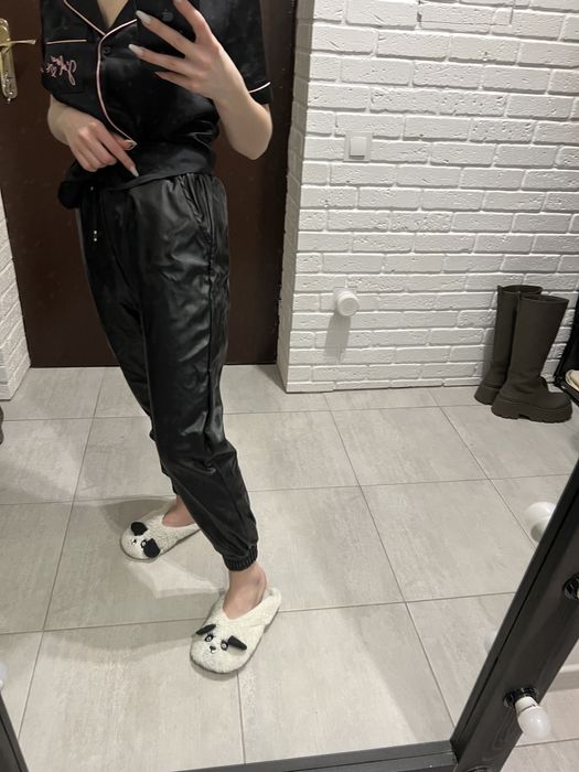 Кожаные штаны мом