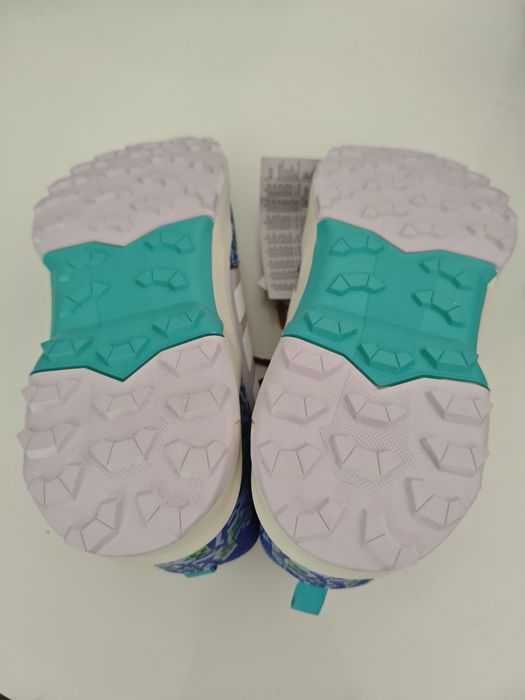Tênis adidas Minecraft Terrex AX4R n38
adidas Minecraft Terrex AX4R
Número 38
Novo