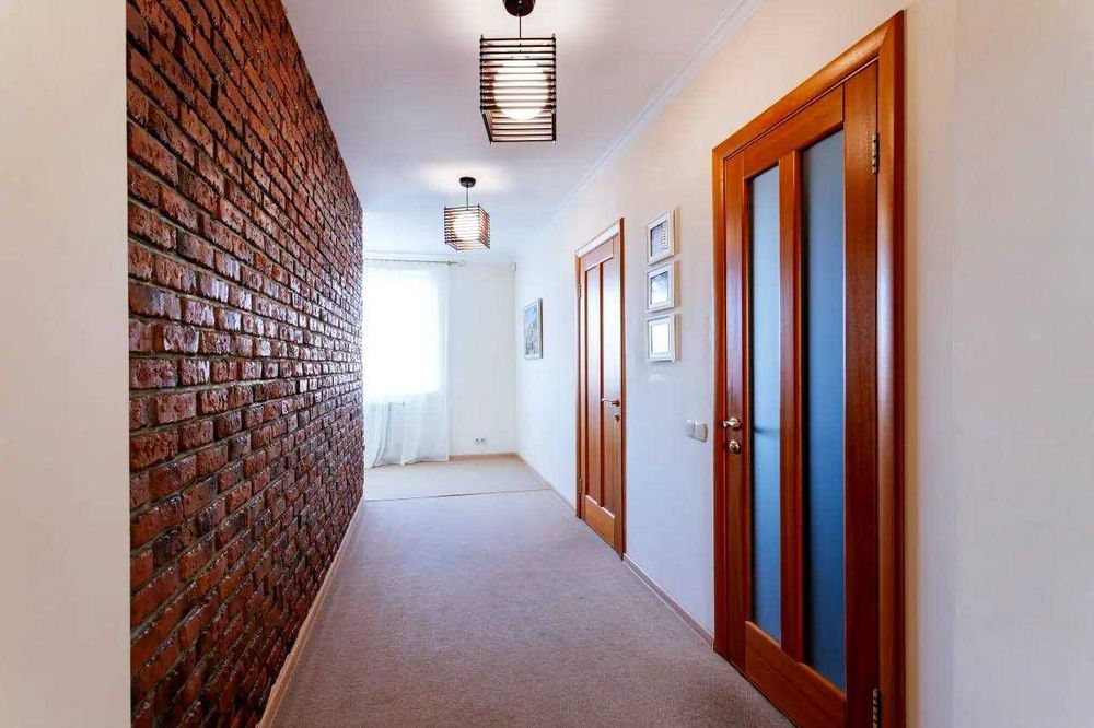 Продаж Будинок 330м2 12 сот Романків поруч Сонячна Долина Ходосівка