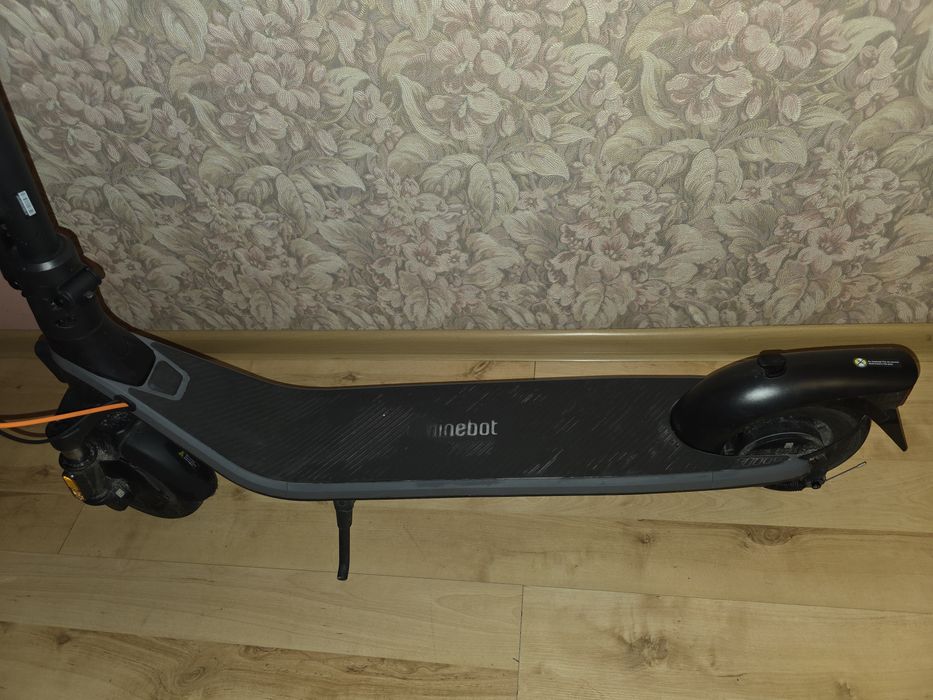 САМОКАТ NINEBOT Kickscooter E2 Plus