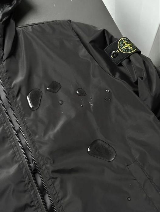 Stone Island GORE-TEX — чоловіча вітровка куртка