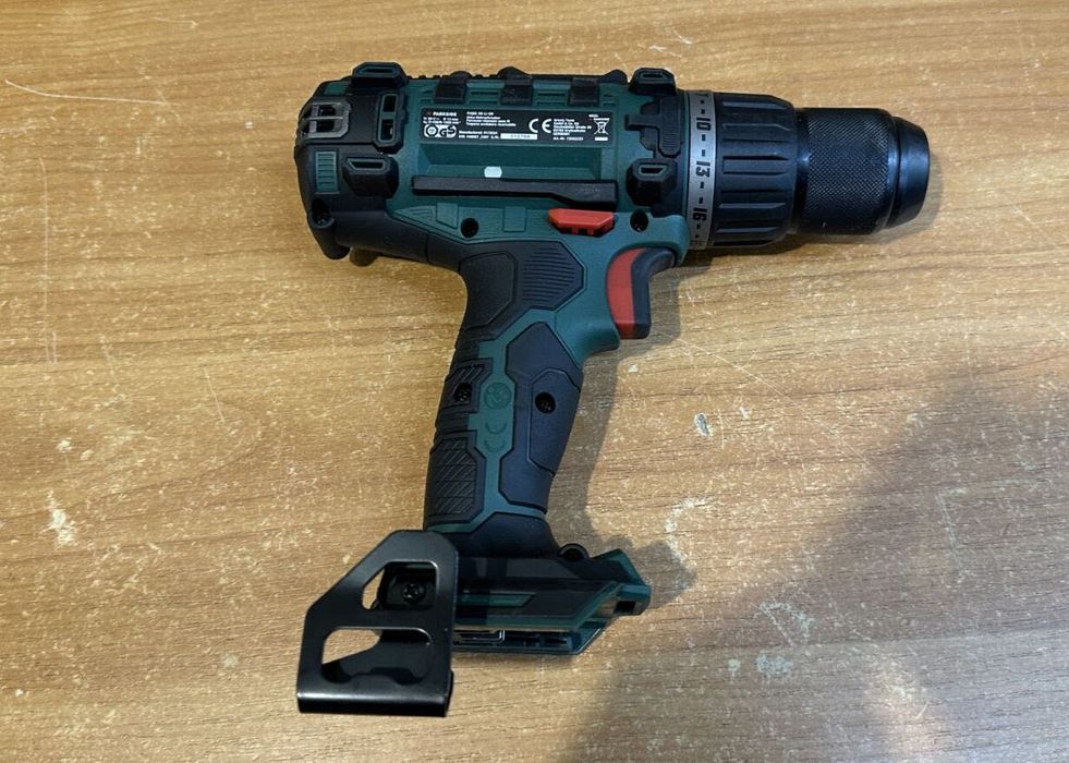 Товар с Германии клеевый пистолет PARKSIDE в кейсе