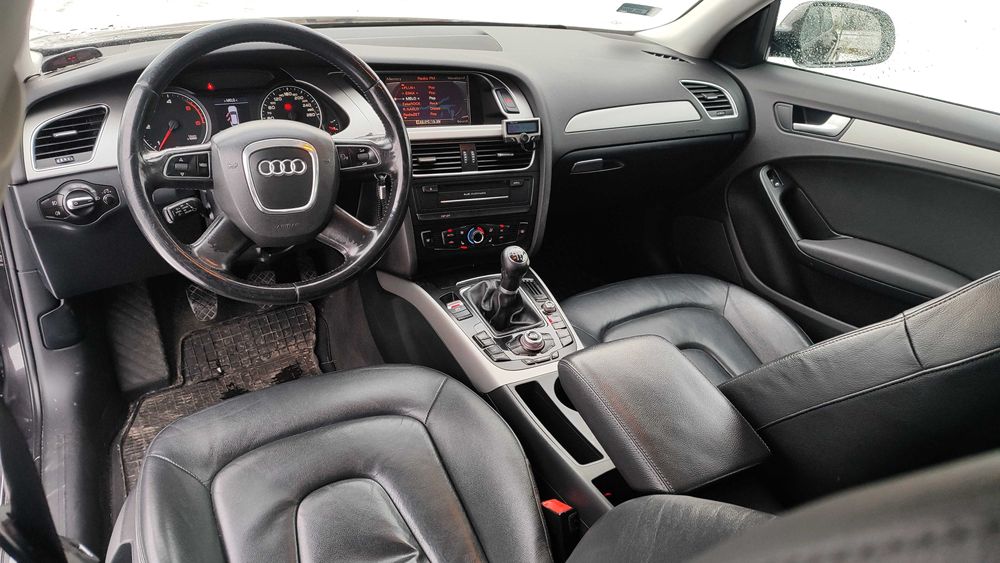 Audi A4 B8 2.0 TDI 140KM * Skóra * Klimatyzacja * Zadbany * Kombi