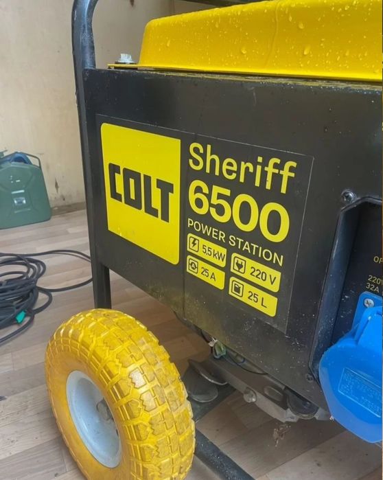 Генератор Бензиноий