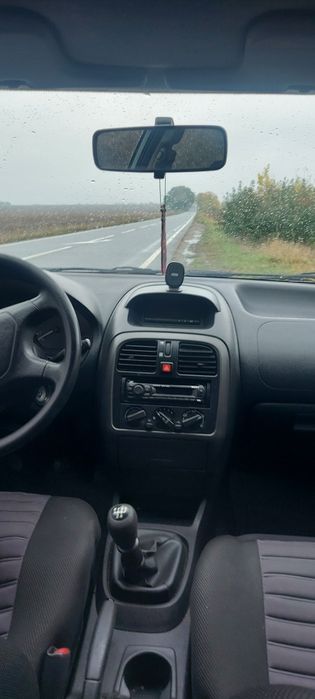 Міцубісі Каризма