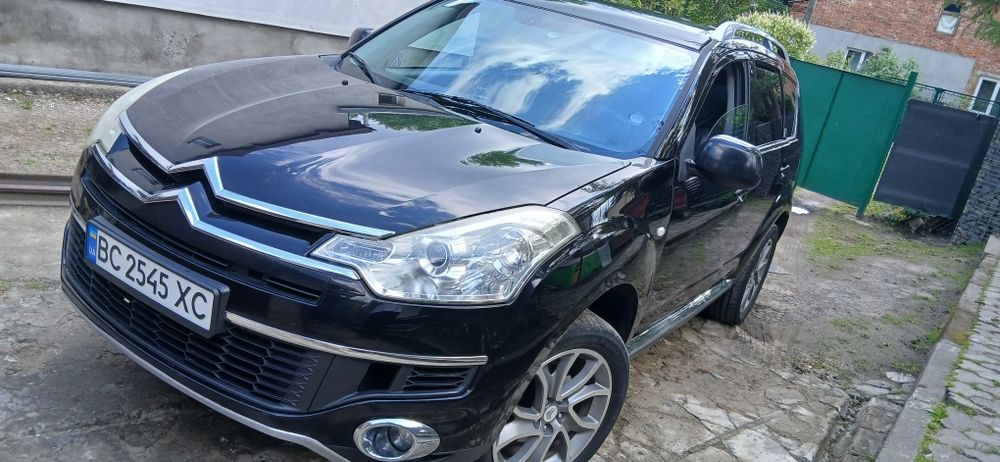 Citroen C-Crosser 2012