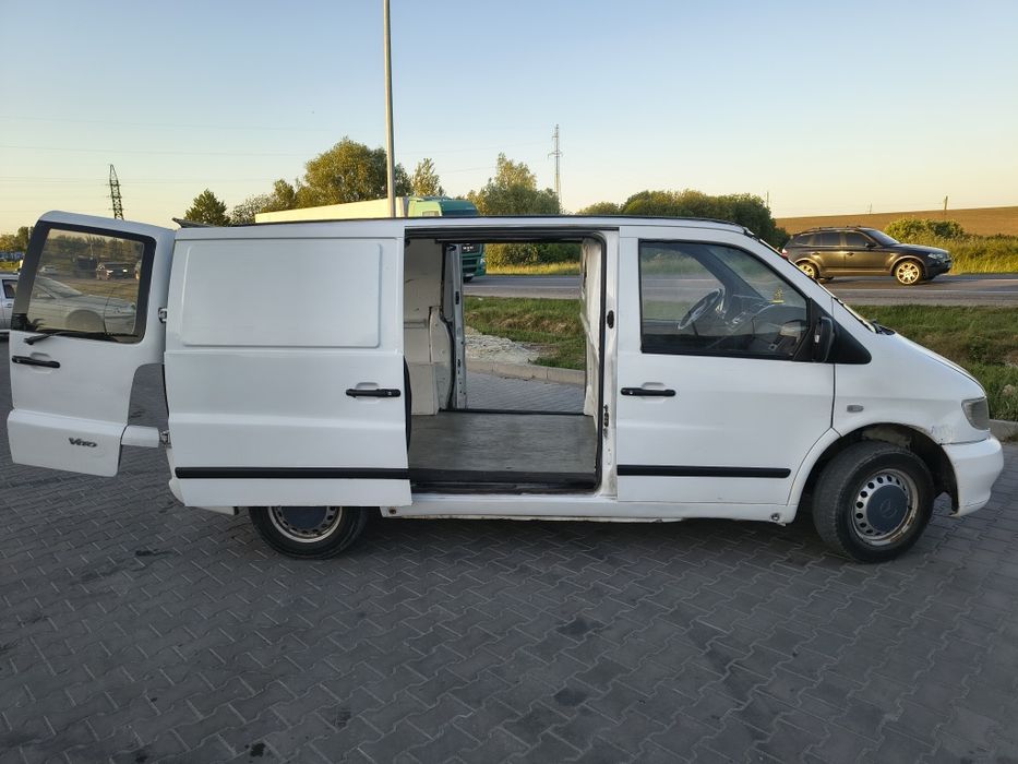 Мерседес Віто 112