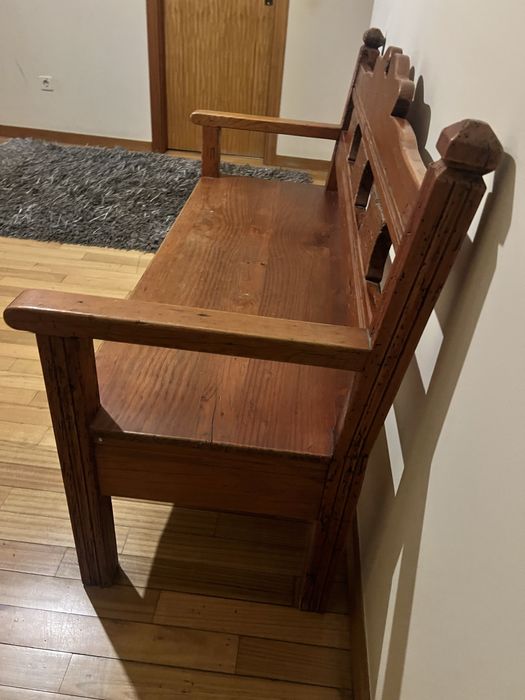 2 peças: Móvel rustico louçeiro + cadeirao