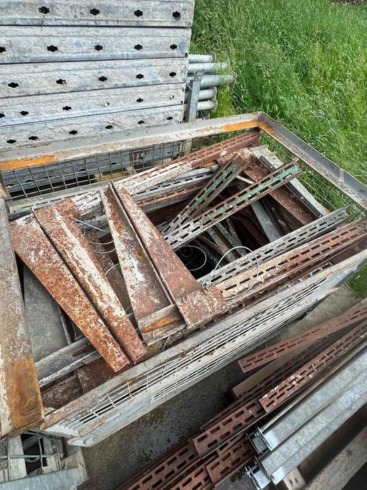 Ściski fundamentowe, szalunkowe Muba, Meva