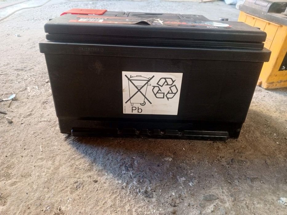 Продам АКБ ,12V ,800 AH,
