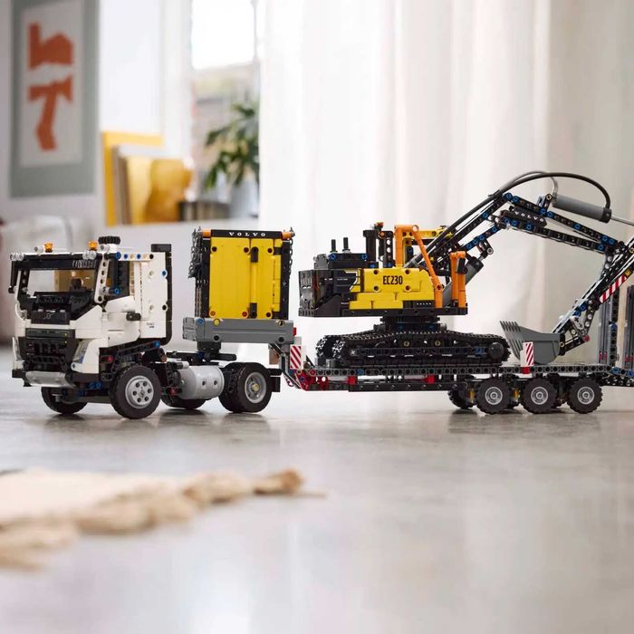 Lego Technic 42175 - Camião Volvo FMX e Escavadora Elétrica EC230