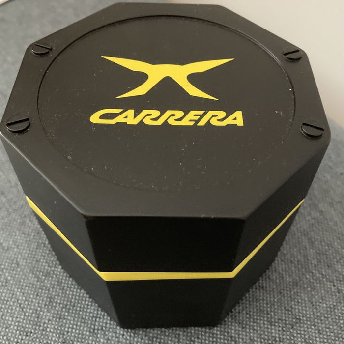 Relogio de mulher da marca Carrera