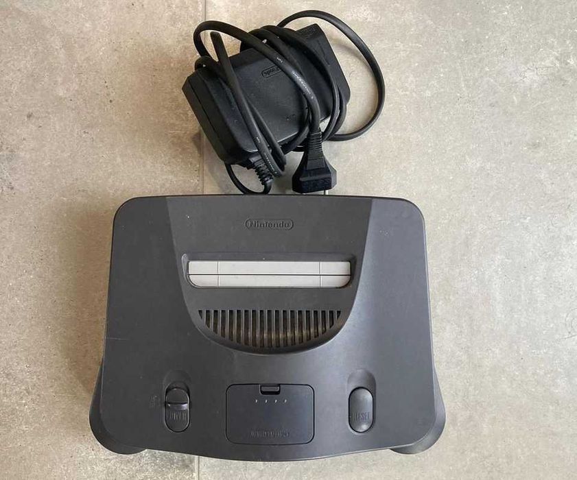NINTENDO 64 em boas condições (aceito troca)