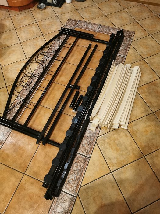 Łóżko metalowe,  rama 140x200