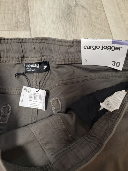 Продам нові  чоловічі  штани  Sinsay р.30