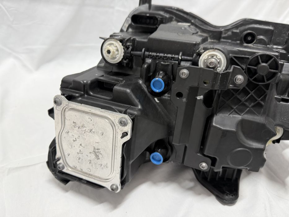 Lampa Prawy Przód VOLVO V60 S60 FULL LED 18-22r.