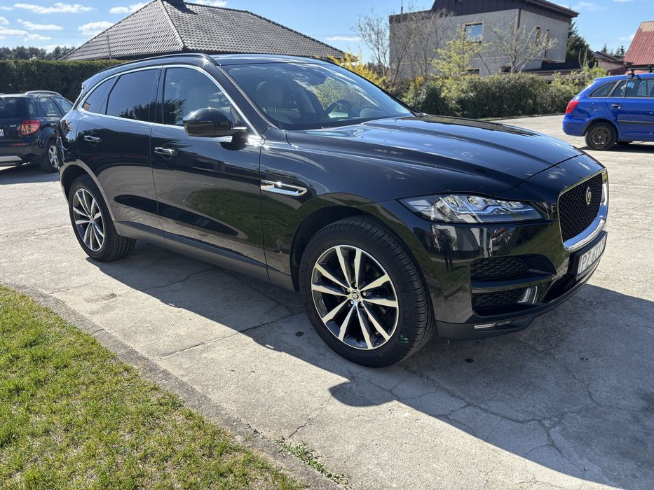 Jaguar F-Pace salon PL
