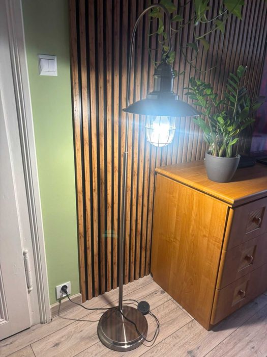 Sprzedam lampe stojaca