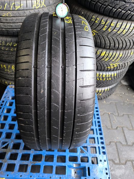 Opona Pirelli P zero 275/35/20 pojedynka