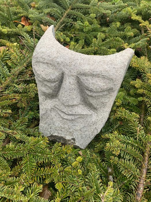 Rzeźba w granicie wys-31 cm