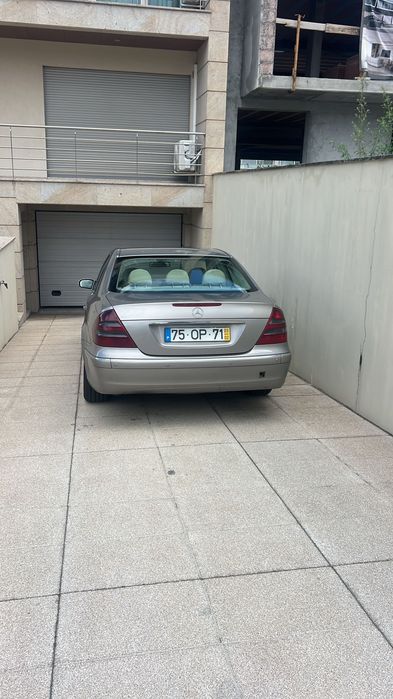 Mercedes E 220 CDI CX automática, muito novo