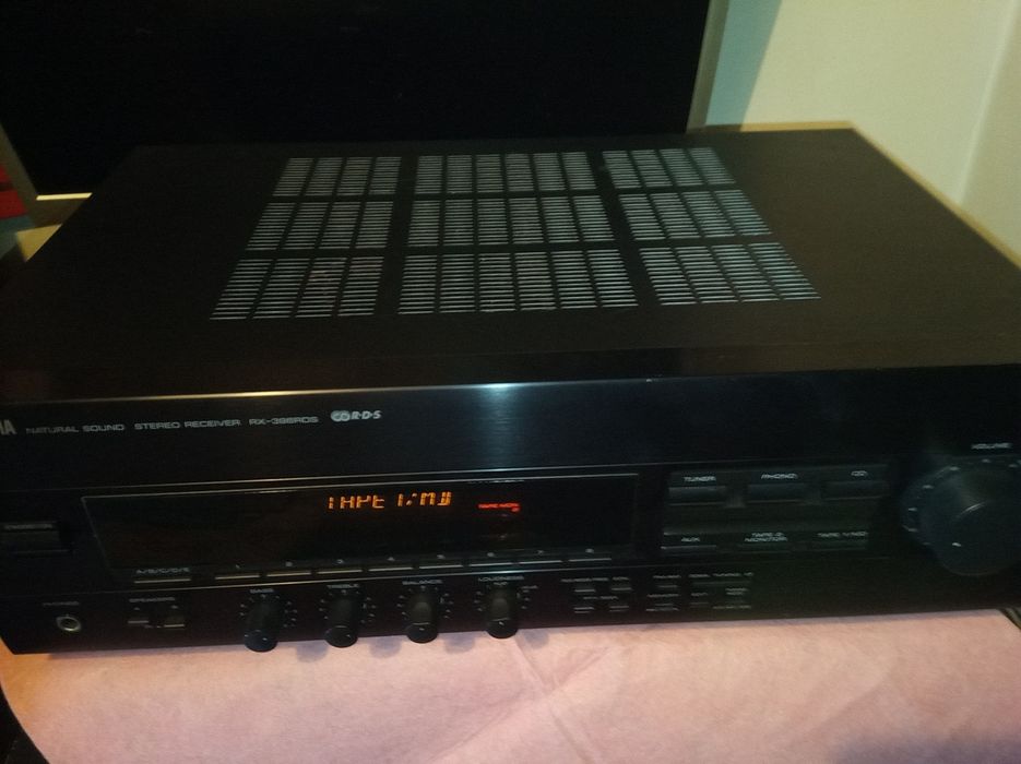 Amplificador Yamaha com radio RDS