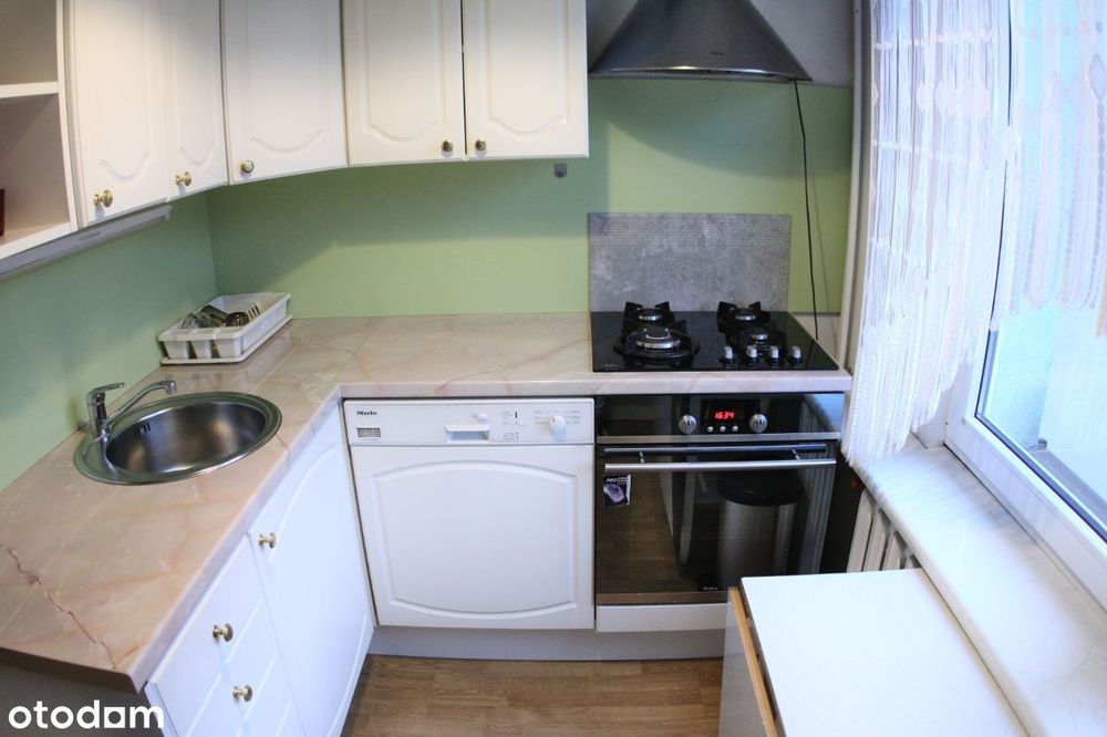 65m² - trzy pokoje, bardzo przestronne, wyposażone