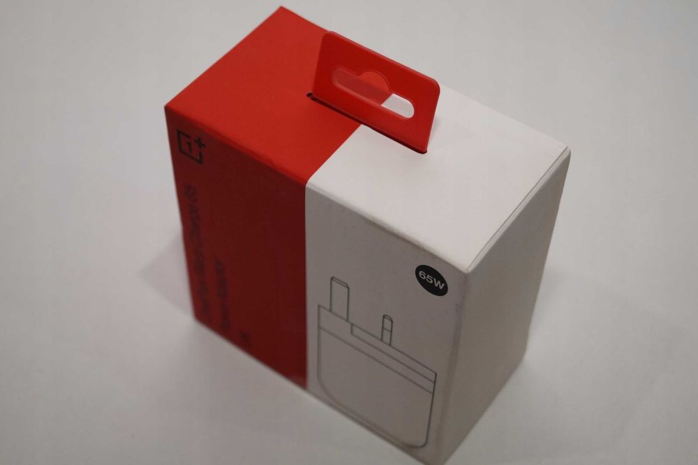 WS67 Ładowarka wtyczka OnePlus 65W WC065A41JH WARP CHARGE UK Angielska