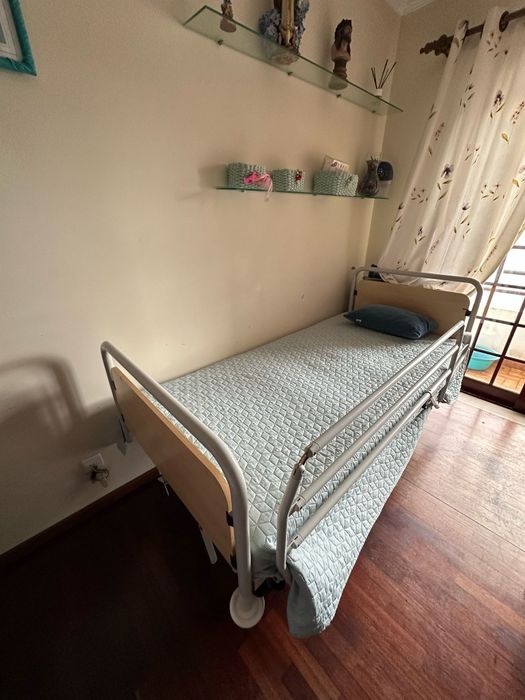 Vendo cama  articulada