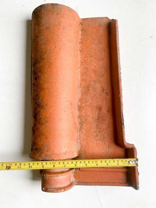 Título: Telha Cerâmica Lusa Usada – Bom estado