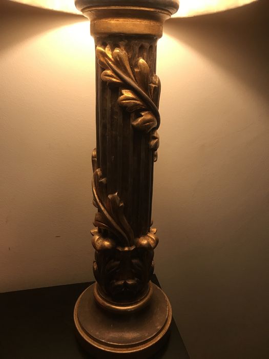 Candeeiro mesa em madeira