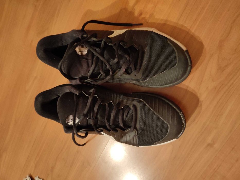 Nike tennis tanio Air Zoom Gp Challenge Pro 44 280 mm