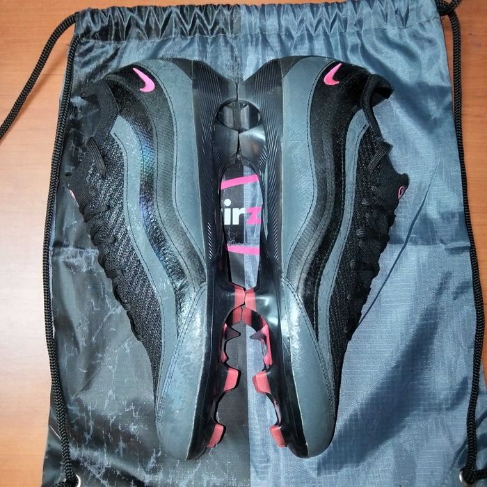 Chuteiras Nike Mercurial