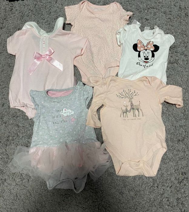 Одяг на дівчинку від 0 місяців до 3 років