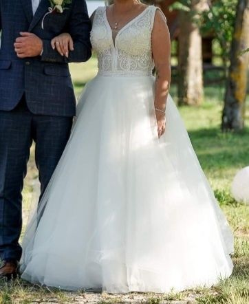 Suknia ślubna piekna