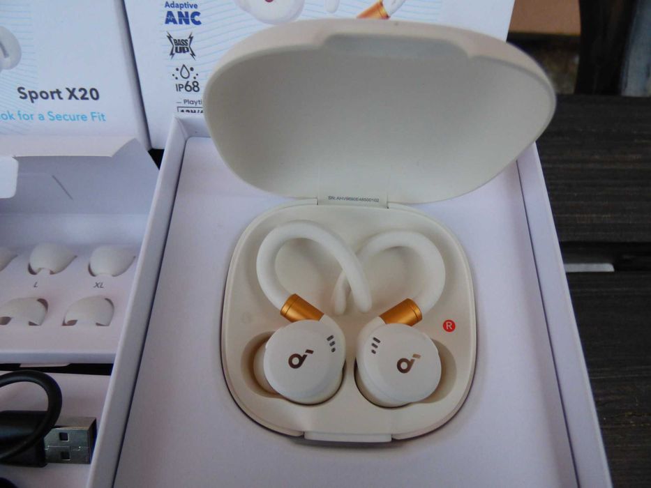 Електрошрот Bluetooth гарнітура Anker SoundCore Sport X20 White оригін