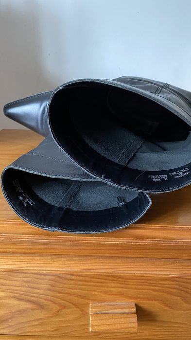 Botas cowboy da Zara, pele, em ótimo estado