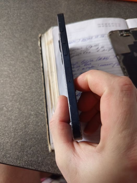 На розборку  або під встановленя  айфон 15 про