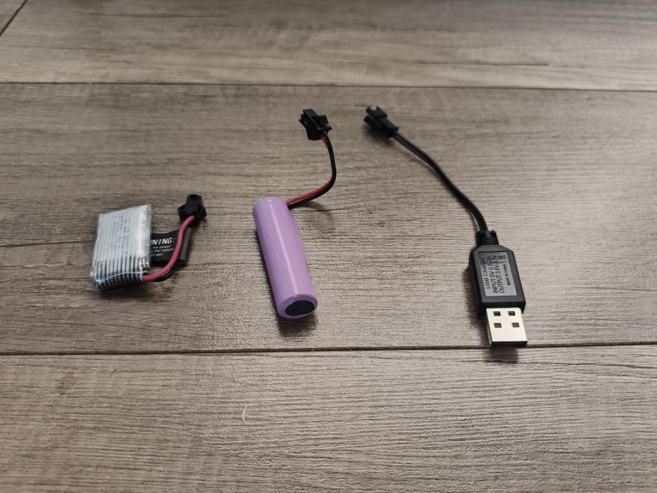 Zabawkowy samochód twister drift car niebieski