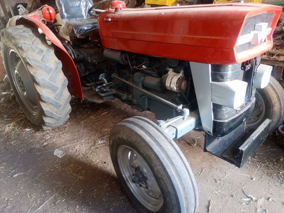 Massey Ferguson 135 Em bom estado