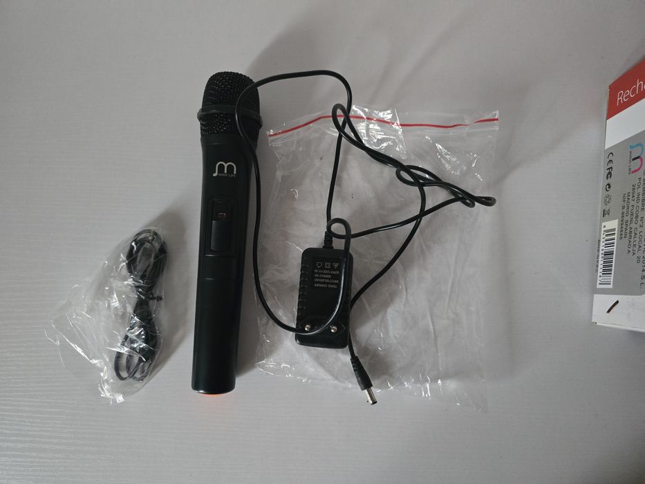 Coluna Portátil Bluetooth Recarregável Music Life AJ-B871