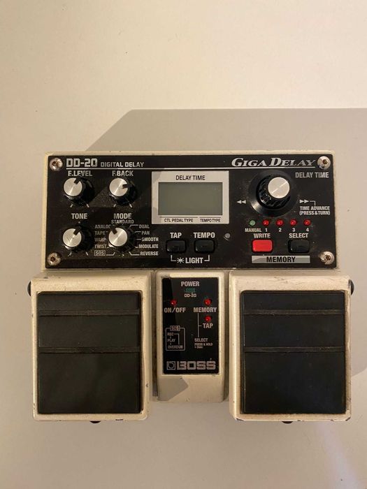 Boss DD20 Digital Delay(com caixa)