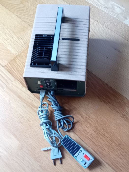 Projetor de slides Auto Cabin