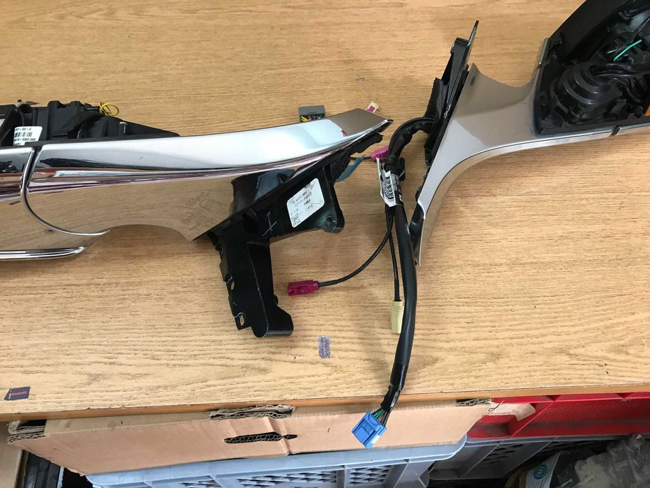 Tesla Model S Дзеркало Ліве Праве - рестайл дорестайл