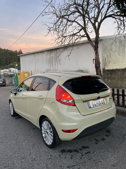 Ford Fiesta 1.25 NACIONAL 2009