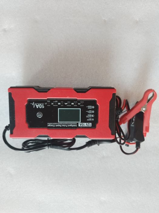 Зарядний пристрій